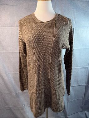 1619-eight eight eight Women's Brown Textured V‑Neck Sweater